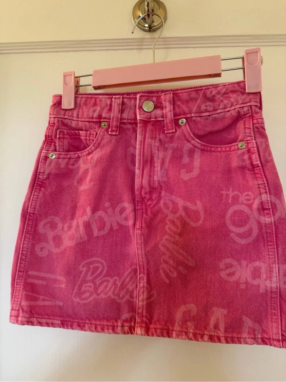 Gap girls Barbie Pink Denim Mini Skirt
